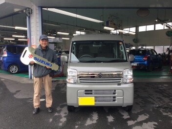 こだわりのエンブレムやデカール。。　エブリィのご納車です